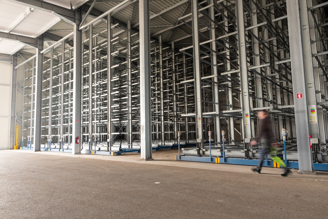 Kako smo podjetju MIK pomagali optimizirati prostor s prevoznimi regali